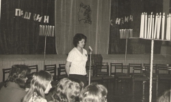Выпуск ФФ 1979, аудитория 2-02 ЕГПИ одновременно актовый зал ведущая вечера - Марышева Т.Н.